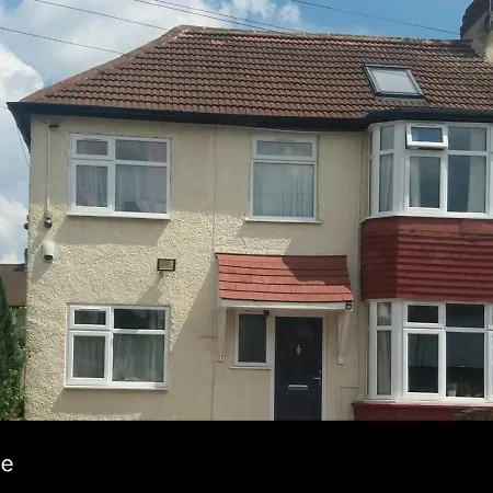 Double Rooms In Shared Home